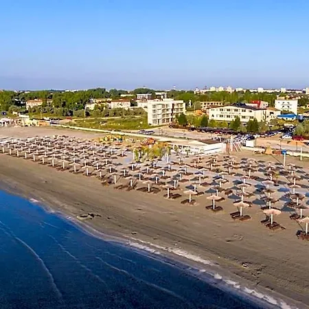 Szálloda Nautic Sport Club 3*
